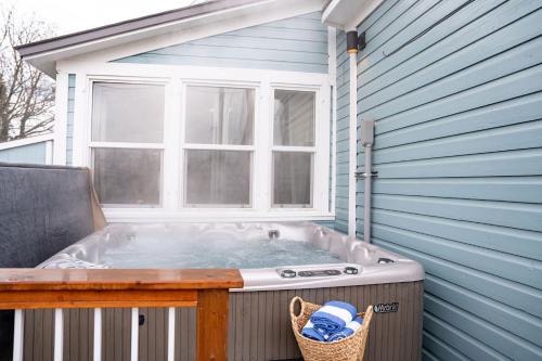 Revelstoke House | Downtown Home Private Hot Tub Walkable Location