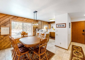 Rustic Condo with Shared Pool & Hot Tub - Walking Distance to Huntington Lake in Lakeshore