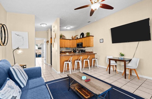 Crescent Beach House | 5 Min Walk to Sand | King Bed | Private Yard!