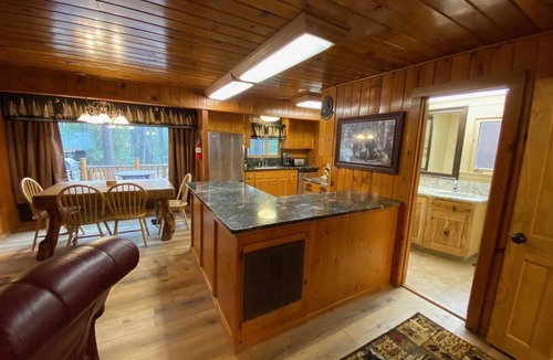 North Wawona Cabin | Bear Foot Pines