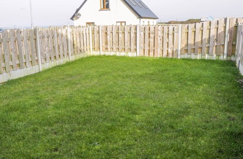 Enniscrone Cottage | C64 CAHERMORE HOLIDAY VILLAGE in Enniscrone, County Sligo