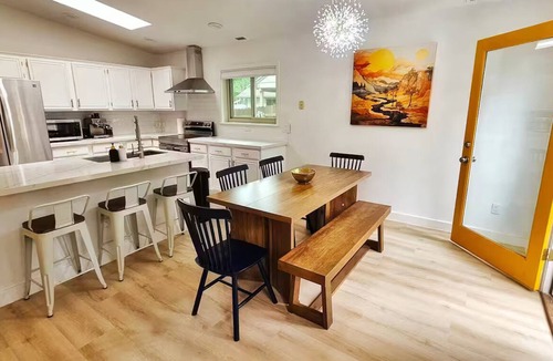 Swiss Manor House | Cozy Home for Families & Groups, Sleeps 9 Near Downtown & Snowbowl, Dogs Welcome
