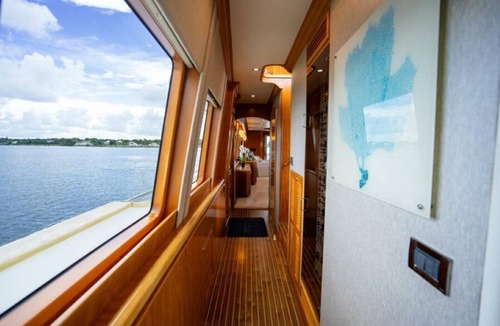 Marina del Rey Boat Rental | Gorgeous 95' Super Yacht - your ultimate getaway in Los Angeles