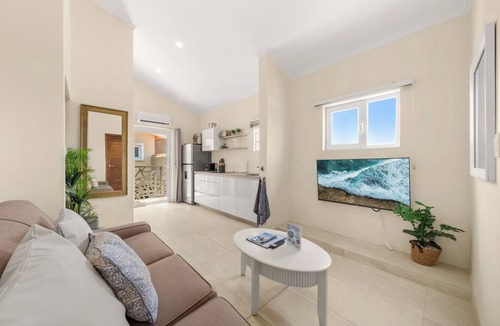 Sabana Liber Villa | Jucasa Villas - Suite B