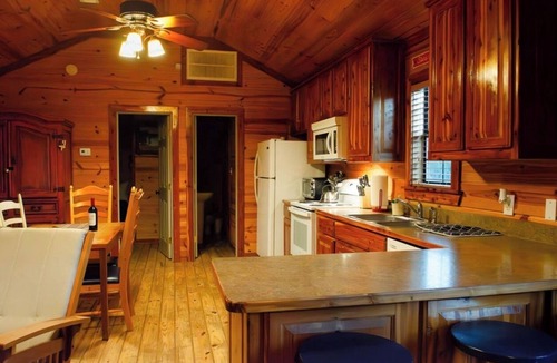 Bridgeport Cabin | Modern Private Cabin, Fishing, Shooting Range, Fire Pit, 4WD Trails & Canoeing