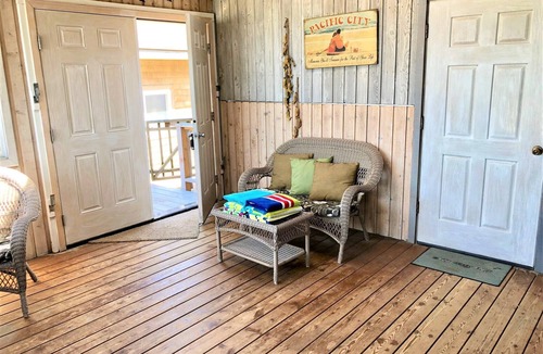 Kiwanda Shores House | OCEANFRONT-An Invitation to Unobstructed Ocean Views