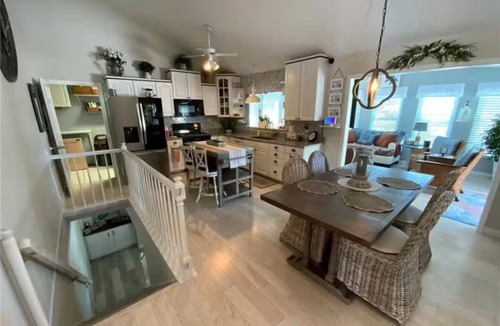St. Charles House | Spacious Oasis near St. Charles Convention Center and water park