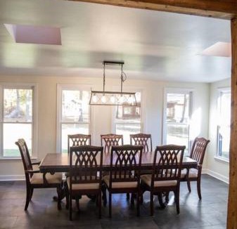 Dola House | Sugar Creek Stay