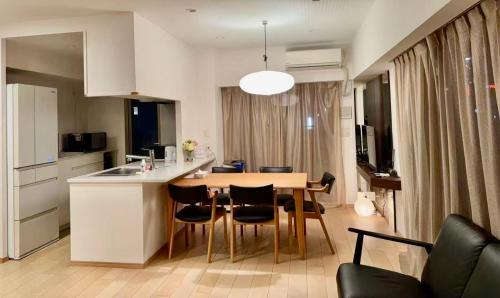 青葉邸 AOZORA 1002 Near Dotonbori 3LDK 2 Bath 2 WC Premium Tower Residence in Osaka