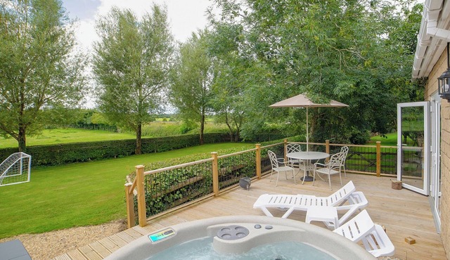2 Luckington Stables-W8322 in Bath
