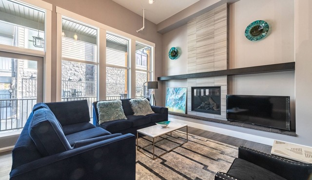2850SQF ALL NEW MOUNTAIN VIEW TOWNHOUSE #10: 4BR+4.5BTH FOR 12 NEAR ALL（10634） in Canmore
