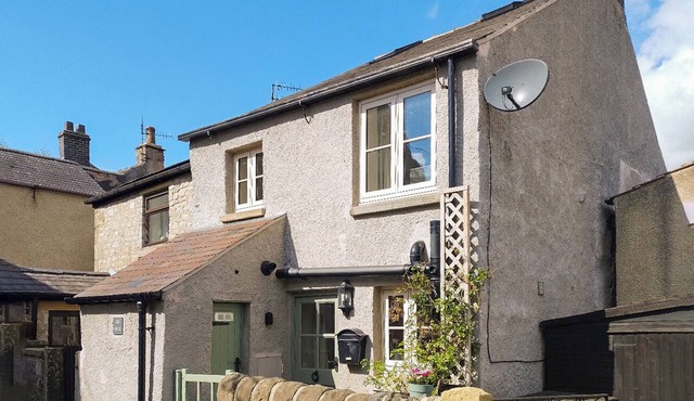 3 bedroom accommodation in Bradwell in Bradwell