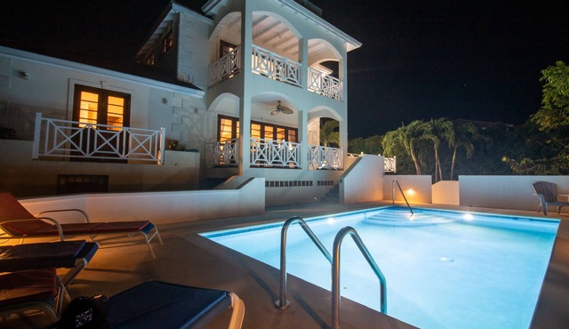 ☆ 3Bdrm 3.5 Bath Private Home w Brand New Pool Steps to Beach in Colleton