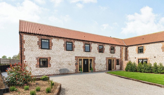 4 bedroom accommodation in Flixton, near Filey in Scarborough