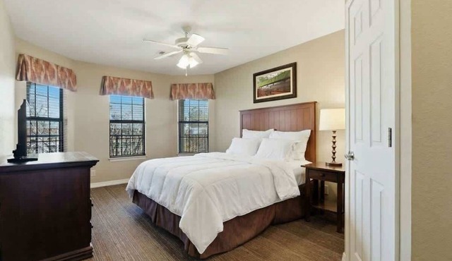 Apple Mountain Resort | Resort Lifestyle Stay in Clarkesville