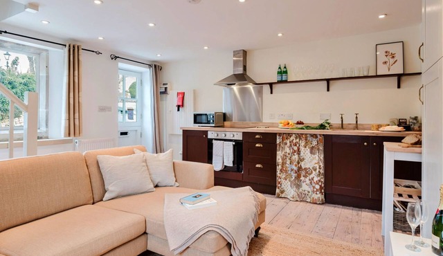 Courtside Cottage by Interhome in Gloucester