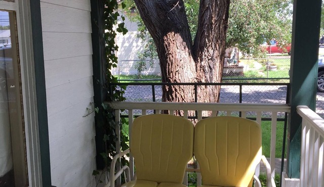 Cozy Craftsman Cottage Near Historic Downtown! Close to Food, Shopping & NAU in Flagstaff