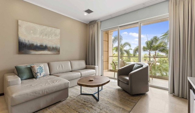Eagle Beach - Imperial Blossom 2BR condo - LV204 in Eagle Beach