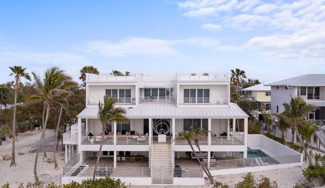 Eden - Iconic Ultra Luxe Beachfront Estate on Captiva in Captiva