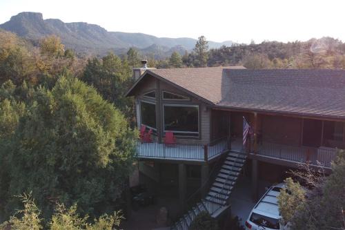 'Elkwood Lodge' Cabin w/Hot Tub in Star Valley! in Payson