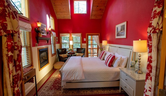 Elliott House Boutique Inn in Shaver Lake