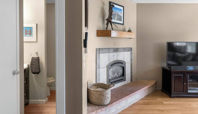 Entire 2-Story Townhome in Central Boulder in Boulder