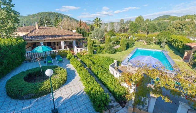 Hibiscus - Villa With Private Pool In Crestatx in Sa Pobla