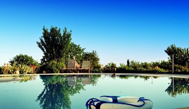Homerez - Charming House with Private Pool in Paphos in Paphos