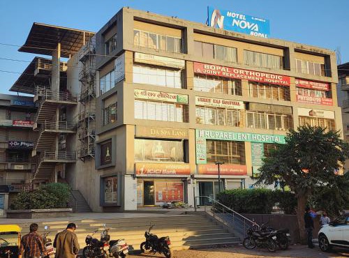 Hotel Nova Bopal in Bodakdev