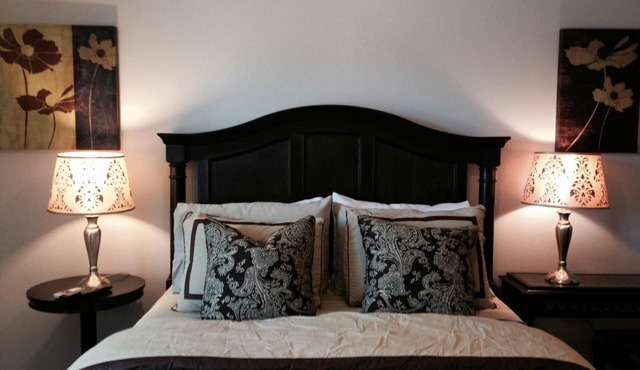 Ideally centrally located apartment in the South Coast Metro in Costa Mesa