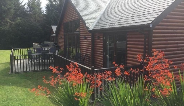Lochside Lodge in White Bridge