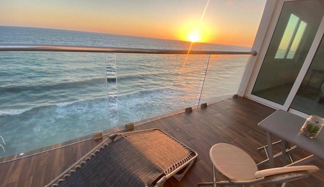 Lovely 2 bedroom oceanfront condo in Mazatlan in Mazatlán