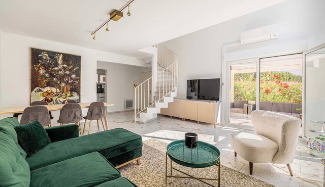 Modern, A/C Duplex - 3BDR/6P - Cannes in Cannes