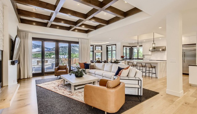 Modern Gem, Steps to Downtown & Pearl St Mall in Boulder