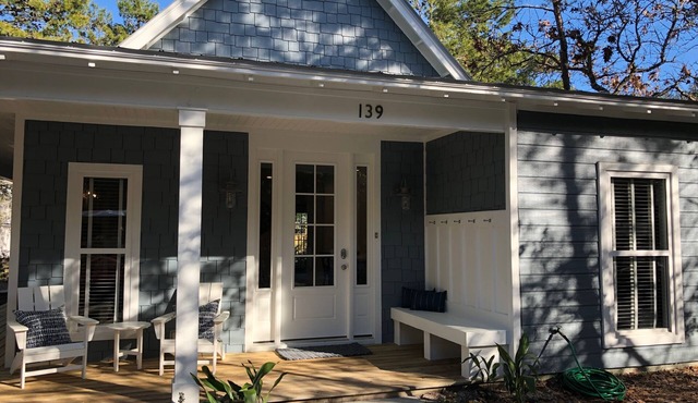 Ms Millies Cottage 3BR-2BA-Pool-Golf Cart option-Pool-Public Beach 5 minute walk in Santa Rosa Beach
