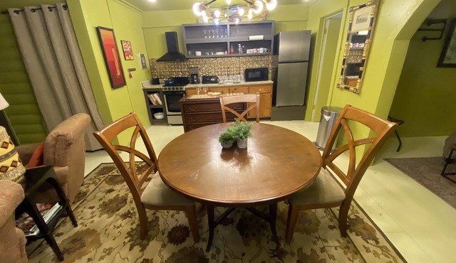 Nested - Studio B nBlue Cactus Cottages Ellijay Ga nClose to wineries in Ellijay