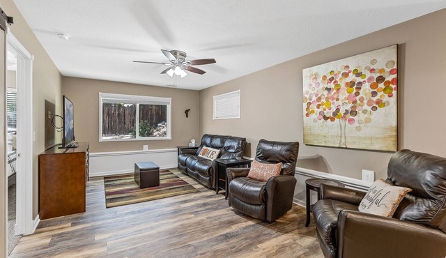 New Listing! Lovely, Enchanting, Family Friendly Home! Central Location! in Flagstaff