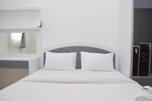 Nice and Comfy Studio Apartment at Signature Park Grande By Travelio in Jakarta