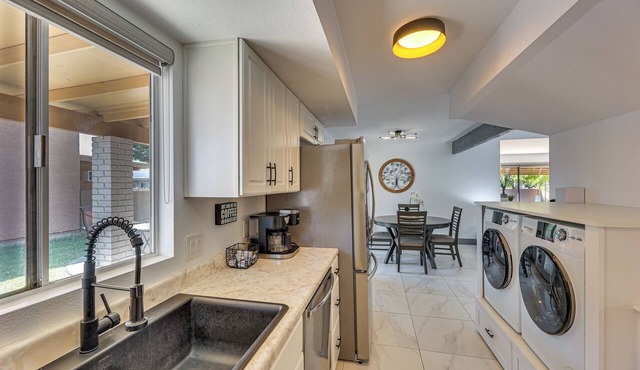 Private Putting Green & Patio: Sun Lakes Home! in Sun Lakes