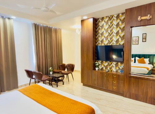 Sanklap Hotel in Jamnagar
