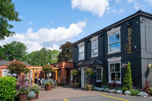The Dewdrop Inn in Worcester