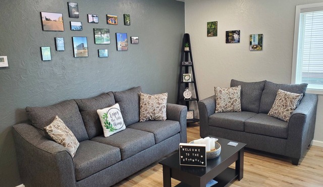 Tranquil setting 15 Miles from Iowa Great Lakes - Fully Furnished with Game Room in Lake Park