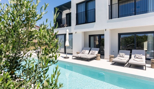 Villa Lucija Loparia pool&welness by Villas Guide in Lopar