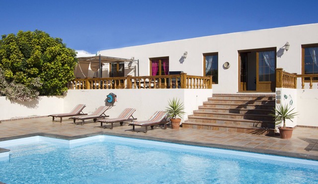 Villa Mercedes Rural Vacation Rental home In the beautiful village of Nazaret in Nazaret