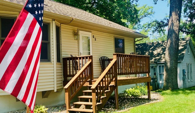 Walking distance to historic Arnold’s Park and West Lake Okoboji in Arnolds Park