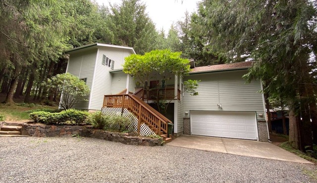 Whispering Woodland - Family Friendly, Dogs, Parking in Florence