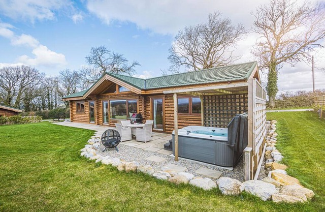 Accommodation Burton 