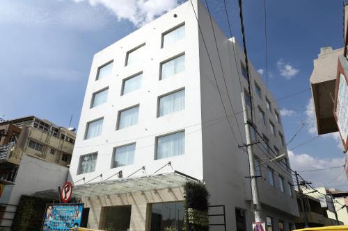 Y N Hotels 