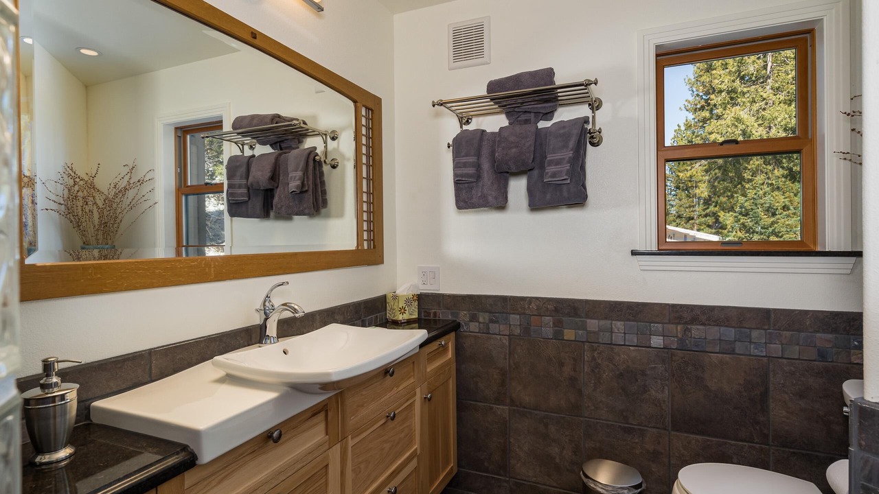 Photo of Bathroom in Yosemite West