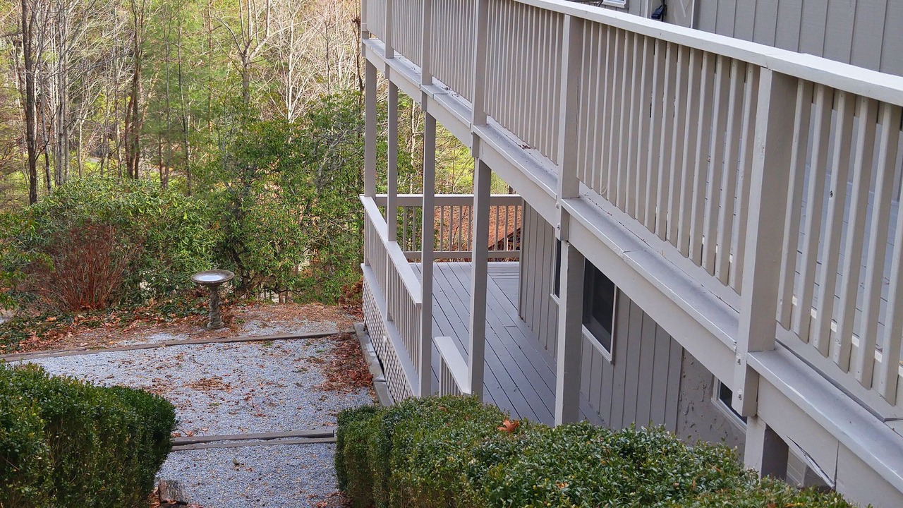 Photo of Others in Dillard